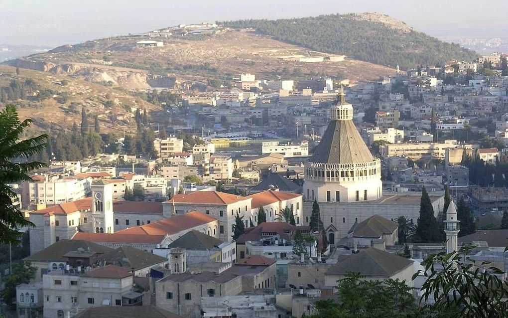 NAZARETH. Uitzicht in Nazareth op de Kerk van de Aankondiging. beeld Alfred Muller.