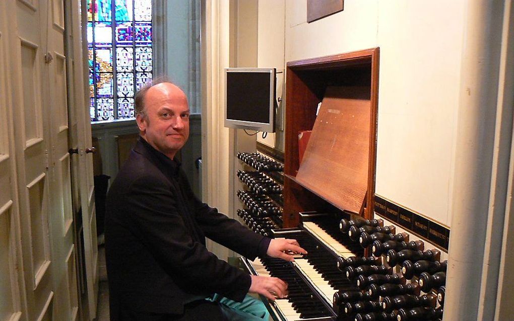 Jan Hage geeft een concert in de Grote Kerk van Maassluis. Beeld Commissie Orgelconcerten Grote Kerk Maassluis