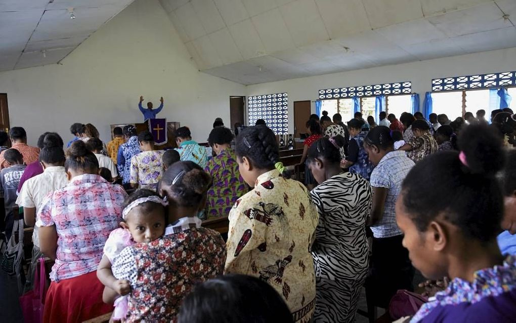 Kerkdienst van de Gereja-Gereja Reformasi Indonesia, in Weana. Foto Jaco Klamer