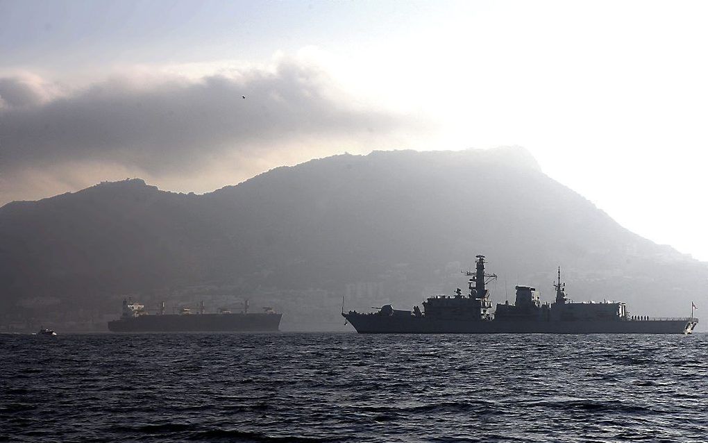 De Britse oorlogsbodem HMS Westminster komt aan bij Gibraltar. Foto EPA