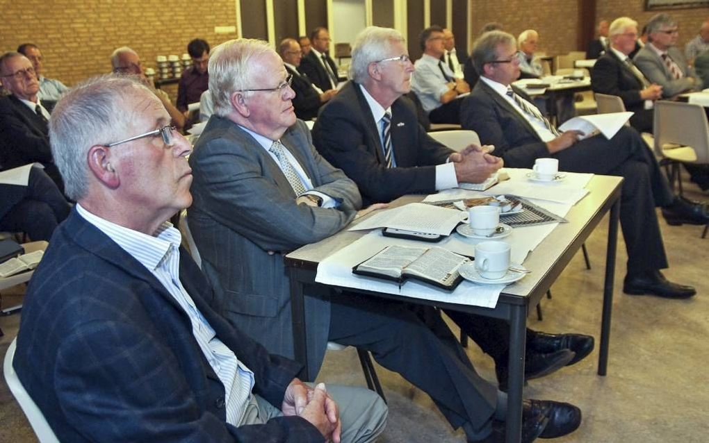 NIEUWE TONGE. In Nieuwe Tonge had dinsdagavond een regionale ambtsdragersvergadering van de Gereformeerde Bond plaats. Beeld Wim van Vossen