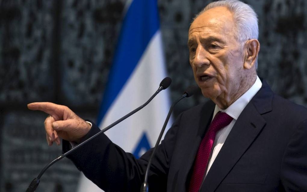 Peres. beeld EPA