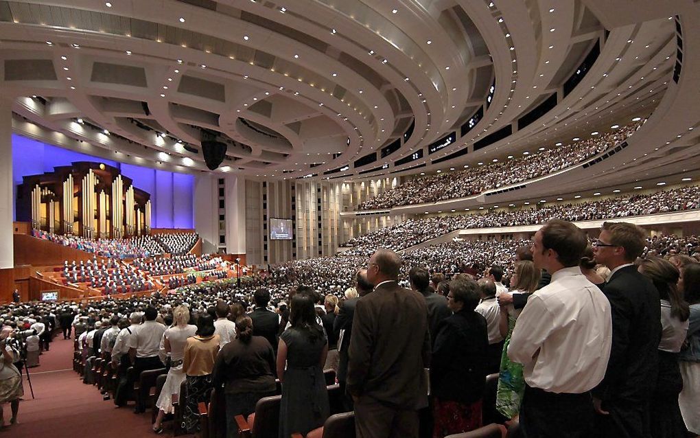 De vergaderzaal waar de conferentie van mormonen bijeen komt. Beeld EPA