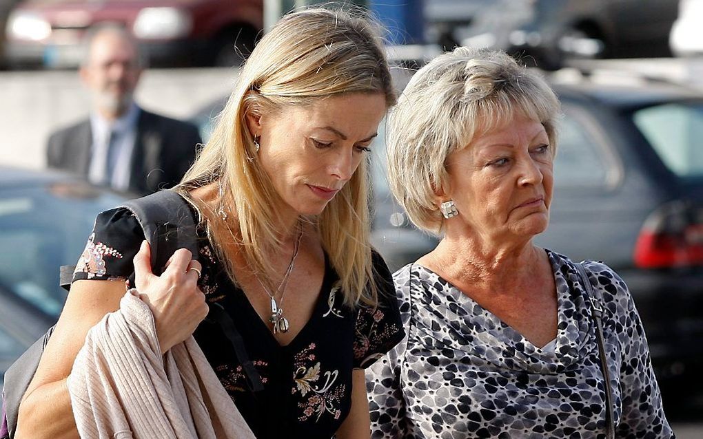 De moeder en oma van Madeleine McCann. beeld EPA