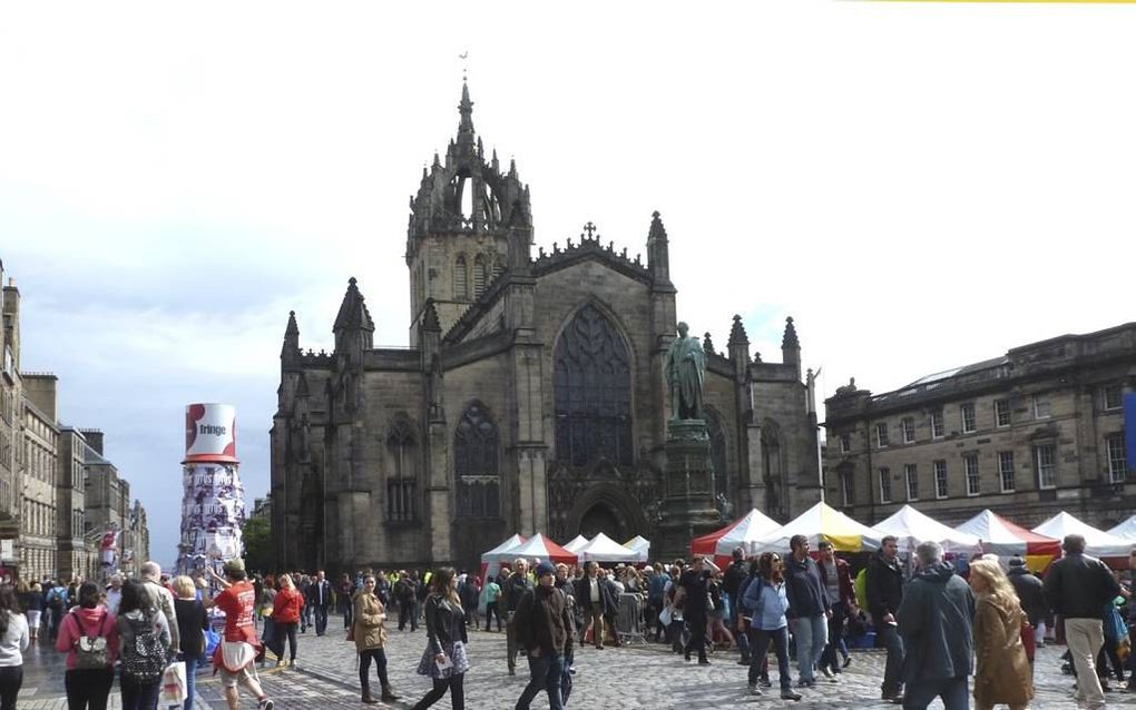 De St. Giles Catedral in Schotland, tegenwoordig in gebruik als parochiekerk van de Church of Scotland. Dat kerkverband verloor tussen 2001 en 2011 428.000 leden, wat neerkomt op zo’n 20 procent. beeld Wikimedia