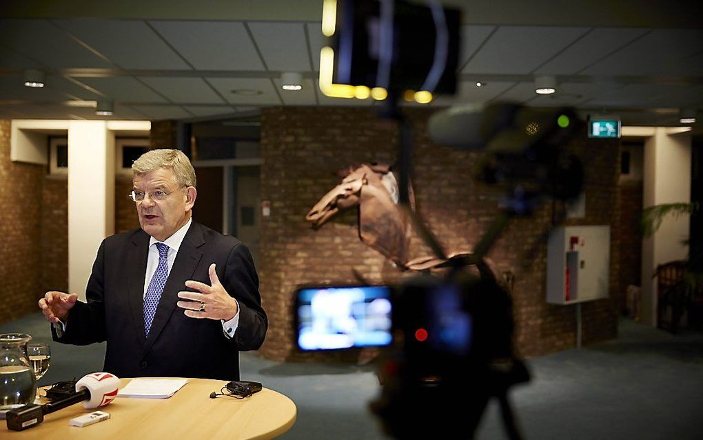 Jan van Zanen tijdens een persconferentie in het gemeentehuis van Amstelveen. Foto ANP