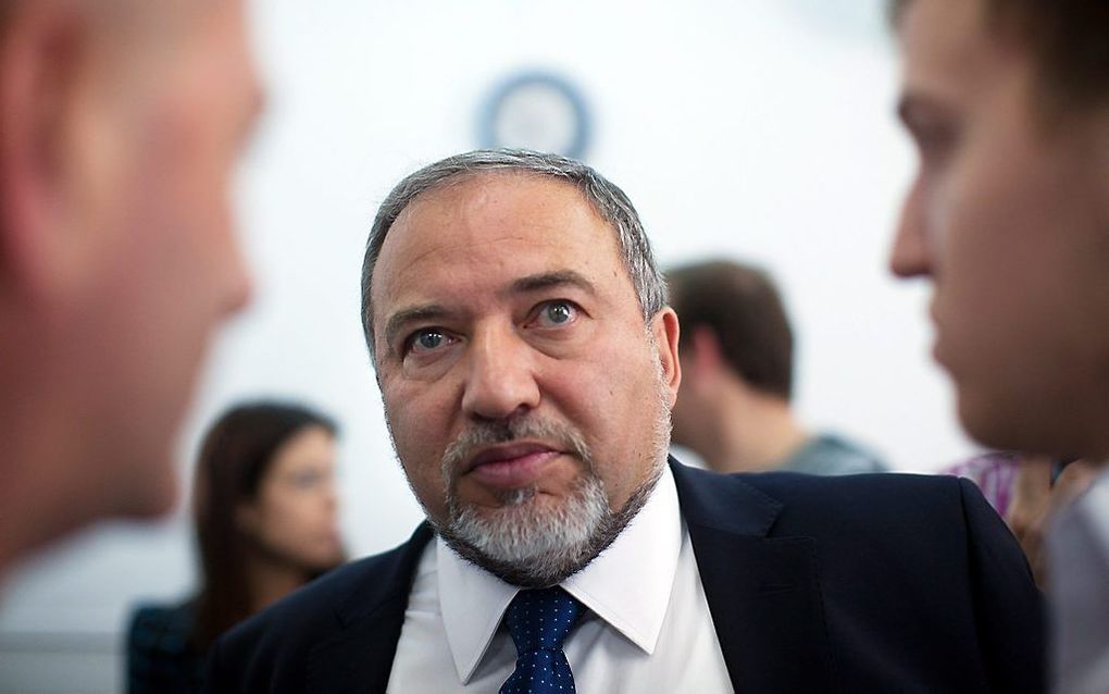 Avigdor Lieberman in de rechtzaal. Foto EPA