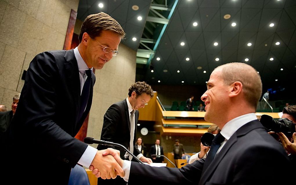 Premier en VVD-leider Mark Rutte en PvdA-leider Diederik Samsom hebben in de kabinetsformatie afgesproken dat ze „niet gaan ruziemaken” over wie er volgend jaar de nieuwe Nederlandse eurocommissaris moet worden.  beeld ANP