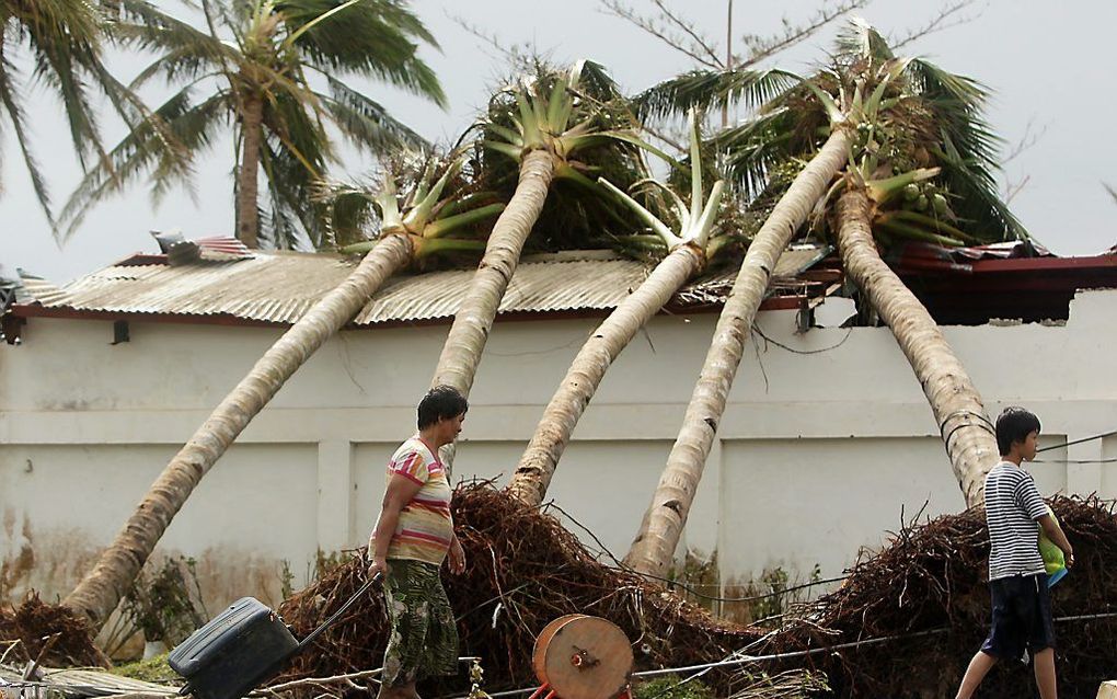 De tyfoon Haiyan richtte een ravage aan in de Filipijnen en kostte het leven aan zeker 1200 mensen. beeld EPA