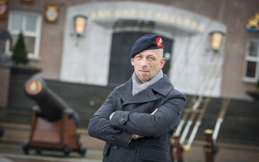 De Van Ghentkazerne in Rotterdam moet de poorten sluiten. Tussen Rotterdam en het Korps Mariniers bestaat een hechte band. Sluiting is een „klap in het gezicht” van de mariniers, zegt oud-marinier Etienne Hennekes, initiatiefnemer van een actie tot behoud