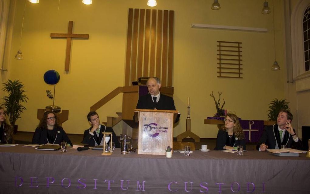 Ds. M. van Kooten uit Elspeet sprak gisteren voor de reformatorische studentenvereniging DC in Utrecht over kerkelijke eenheid. Beeld DC