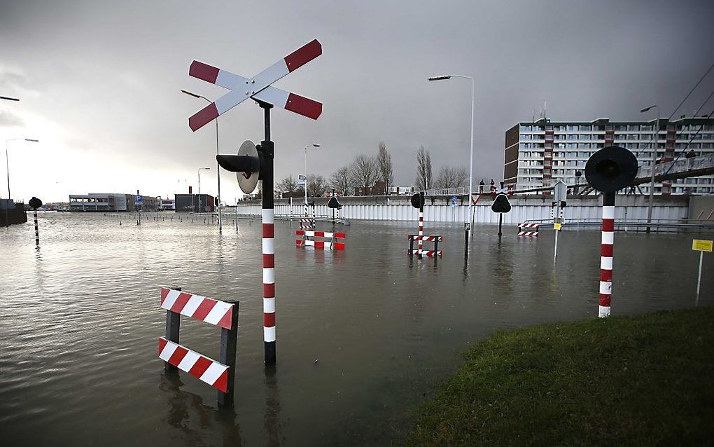 Hoog water in de Eems. Foto ANP