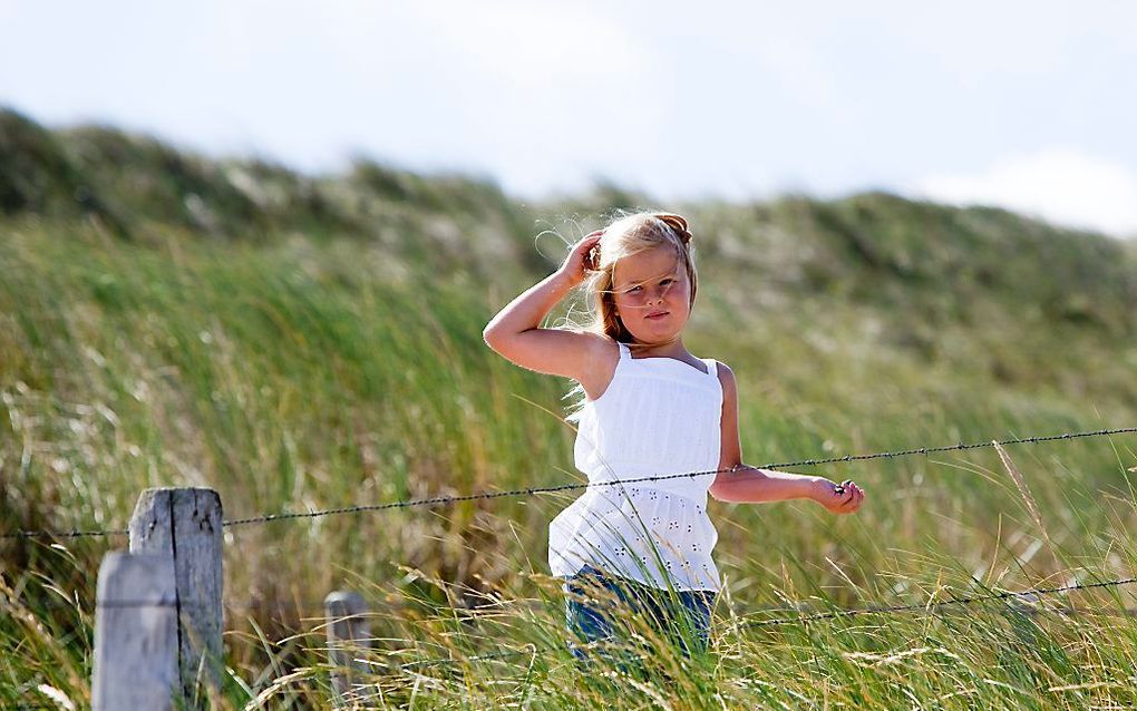 Prinses Amalia poseert op het strand bij het natuurgebied Meijendel in Wassenaar, juli 2009. beeld ANP