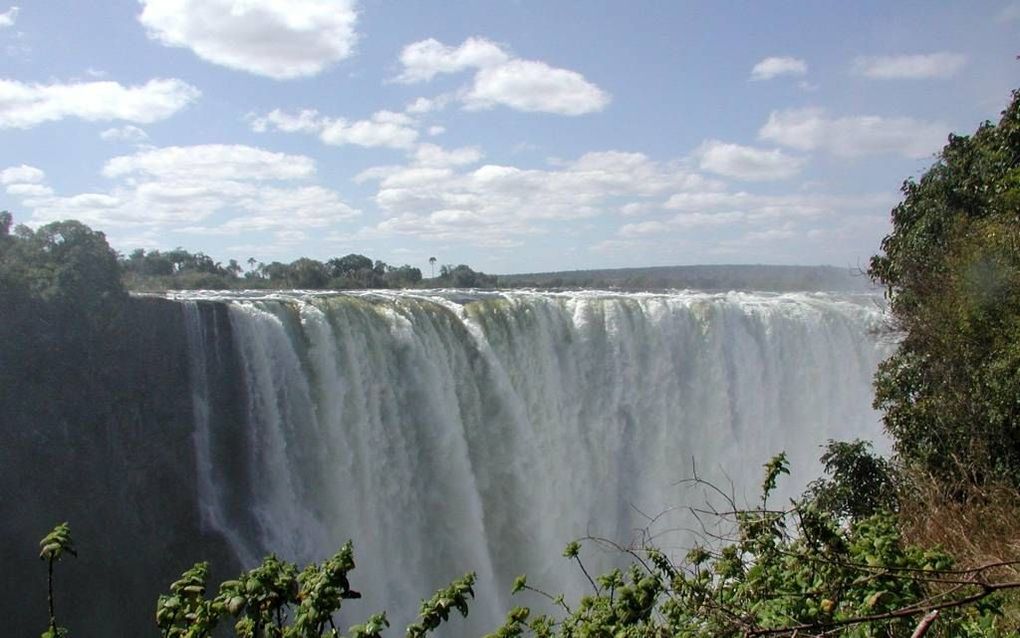 LUSAKA. Bij de Victoriawatervallen heeft Zambia water genoeg. Elders dreigt droogte door ontbossing en klimaatverandering. beeld Wikimedia