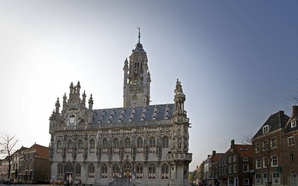 Het stadhuis in Middelburg aan de Markt. In het monumentale gebouw zetelde sinds de 15e eeuw het stadsbestuur. Tien jaar geleden betrokken Middelburgse bestuurders en ambtenaren een nieuw stadskantoor. beeld RD Henk Visscher