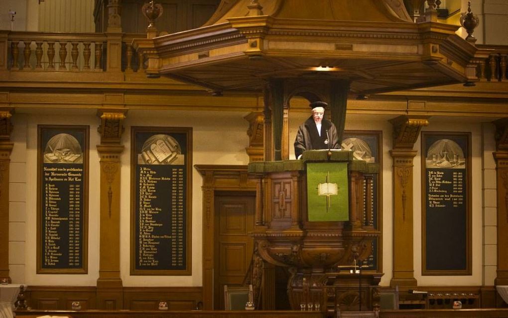 Prof. dr. A. Baars tijdens zijn afscheidscollege. beeld RD, Henk Visscher