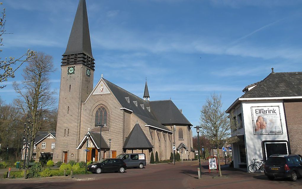 De Sint-Pancratiuskerk in Geesteren. Beeld Michielverbeek, Wikimedia