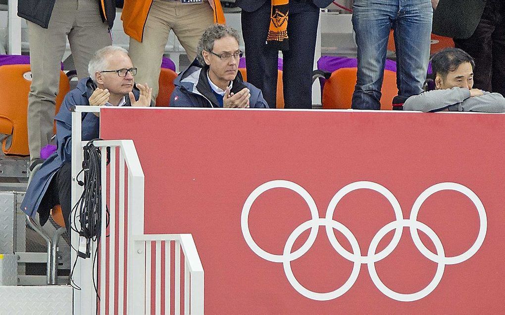 IOC-lid Camiel Eurlings, koning Willem-Alexander, koningin Máxima en premier Mark Rutte moedigen Nederlandse schaatsers aan. Foto ANP