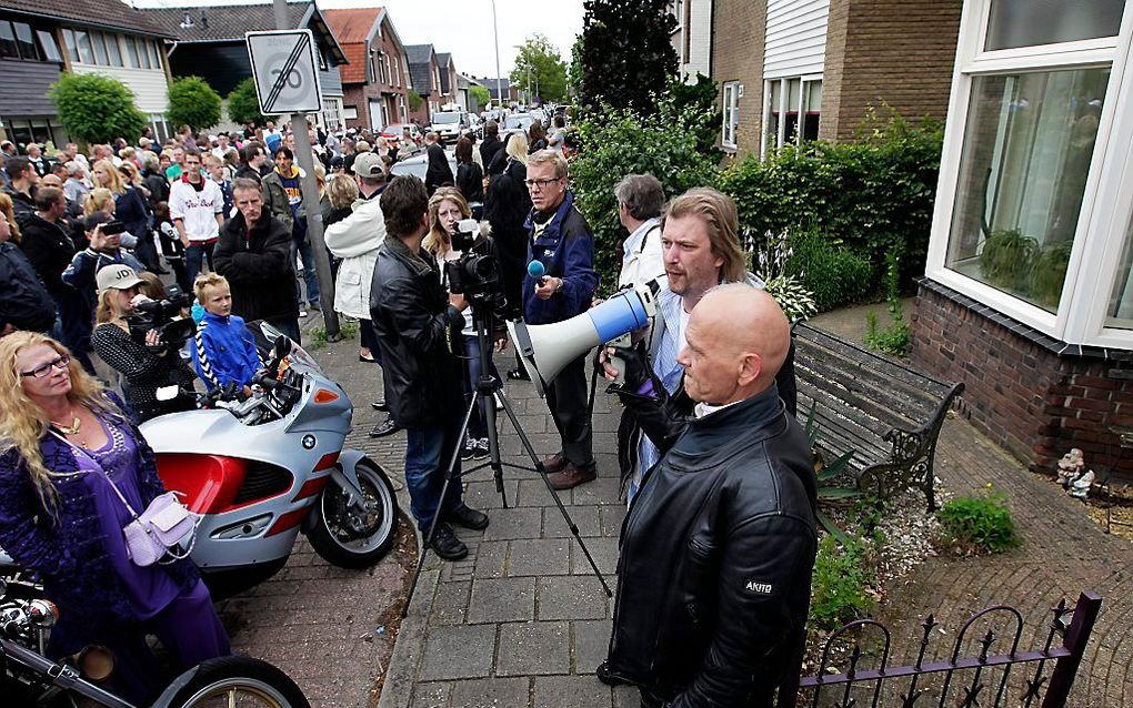 Demonstratie bij het huis van een bestuurslid van pedovereniging Martijn. Foto ANP