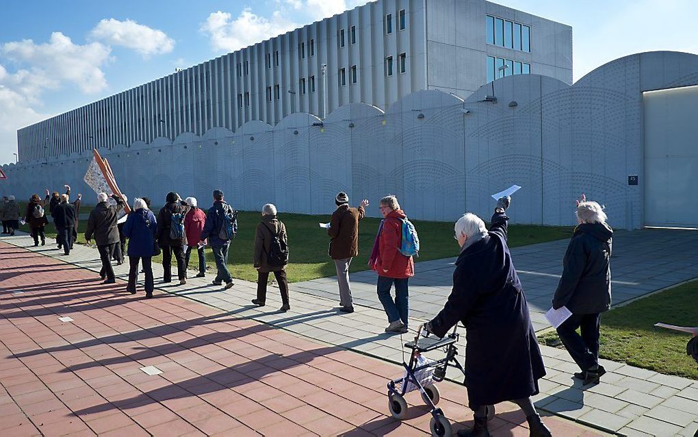 Wake bij het Justitieel Complex Schiphol. Foto Sjaak Verboom