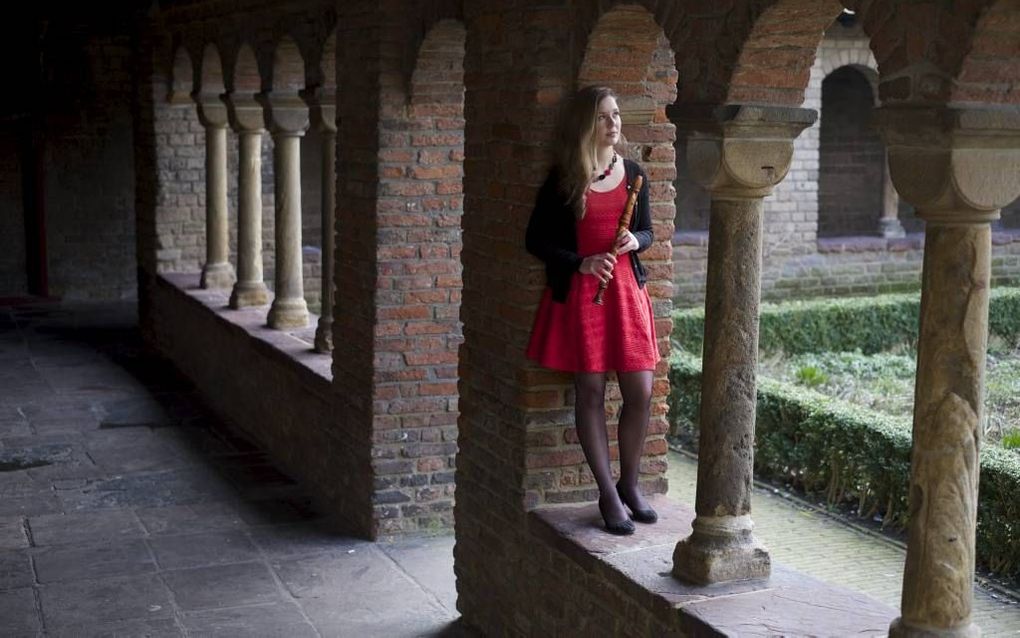 Gerrieke van Dam studeert blokfluit aan het conservatorium in Brussel. „De blokfluit vormt een deel van mijzelf. Ik weet dat ik dit instrument kan vertrouwen en dat het geen gekke dingen met mij uithaalt.” Foto Sjaak Verboom