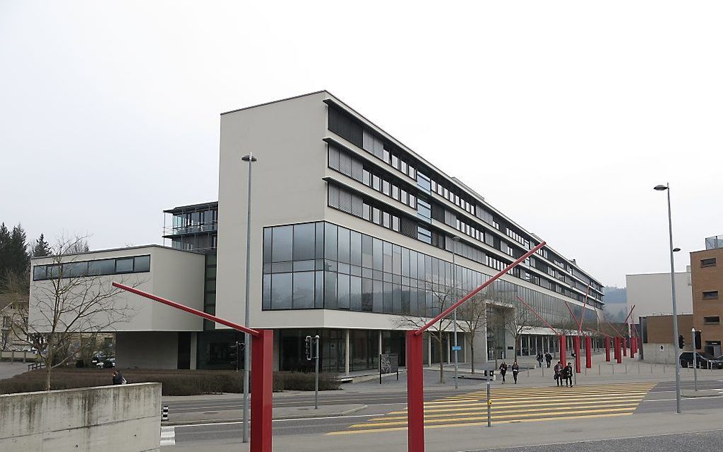 De Universiteit van Freiburg in Zwitserland. Beeld Norbert Aepli, Wikimedia