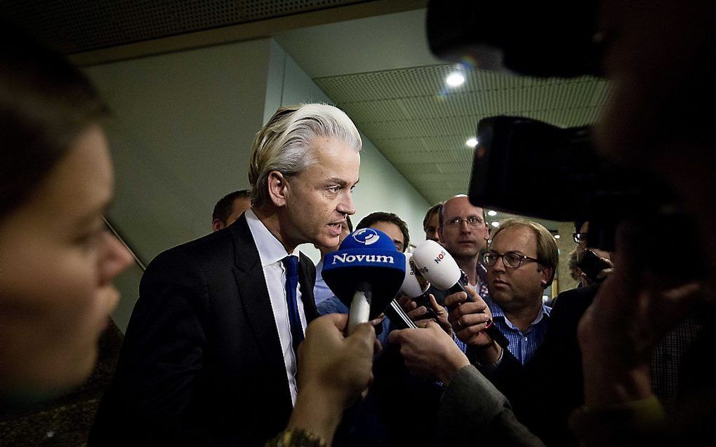 PVV-leider Wilders staat de pers te woord na het vertrek van Kamerlid Van Vliet uit zijn partij. beeld ANP