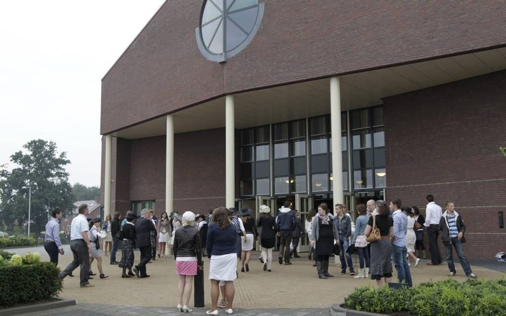 Jaaropening van het Hoornbeeck College in het kerkgebouw van de gereformeerde gemeente in Nederland in Barneveld (2011). Beeld RD, Anton Dommerholt