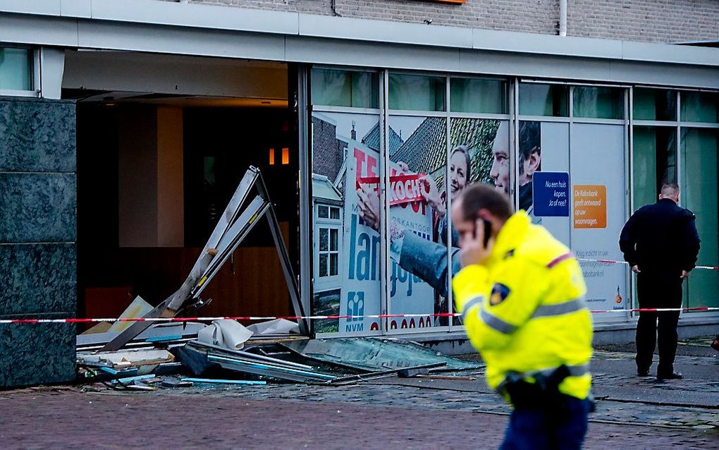 Door intensieve samenwerking van politie, banken en justitie is het aantal ram- en plofkraken sterk gedaald. In de eerste 3 maanden van dit jaar waren het er zes, tegen 129 in heel vorig jaar.  beeld ANP