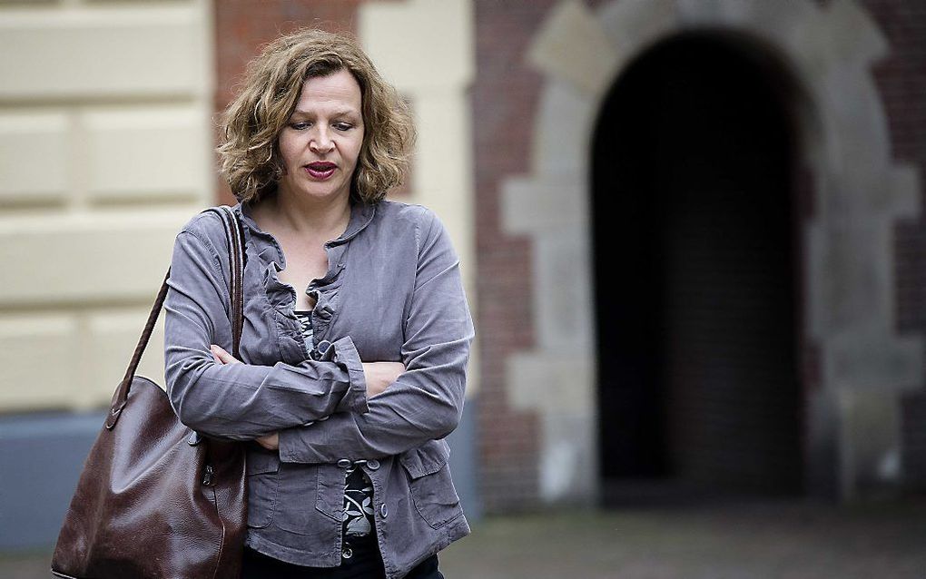 Minister Schippers (VWS) liet de Tweede Kamer vrijdag weten dat artsenorganisatie KNMG niets meer voelt voor een beroepscommissie voor afgesloten euthanasiezaken. beeld ANP