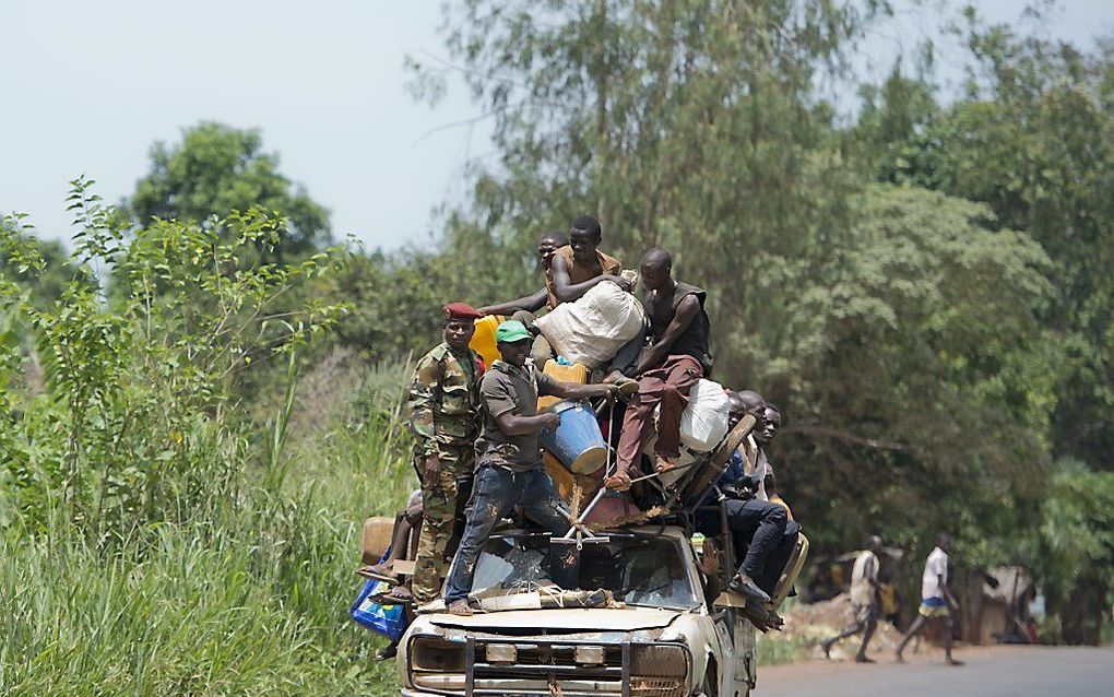 De weg van Mbaiki naar Bangui. beeld AFP