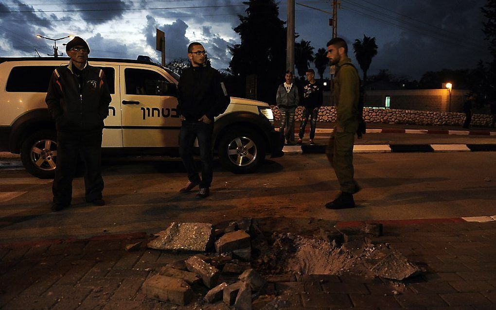 Vorige maand kwamen ook al raketten neer op Sderot. Foto AFP