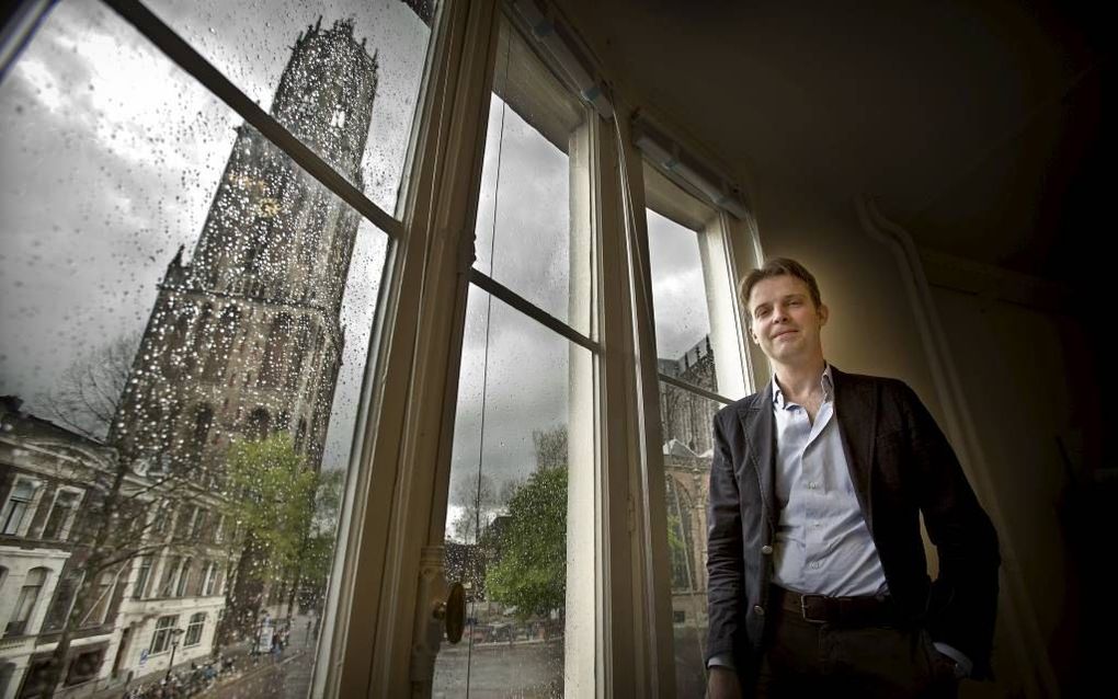 Prof. dr. Arnoud Visser in zijn werkkamer in Utrecht. beeld RD, Henk Visscher