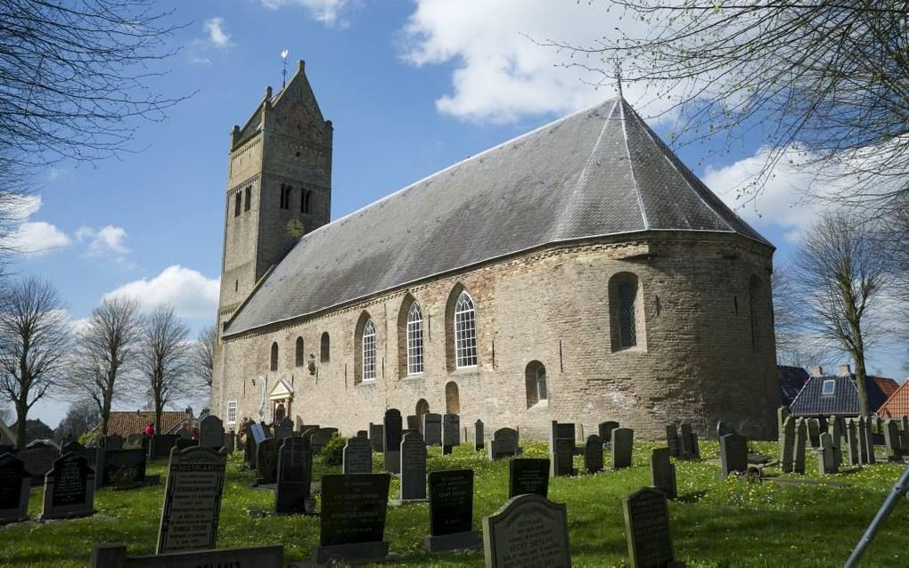 De kerk te Jorwerd. beeld Sjaak Verboom