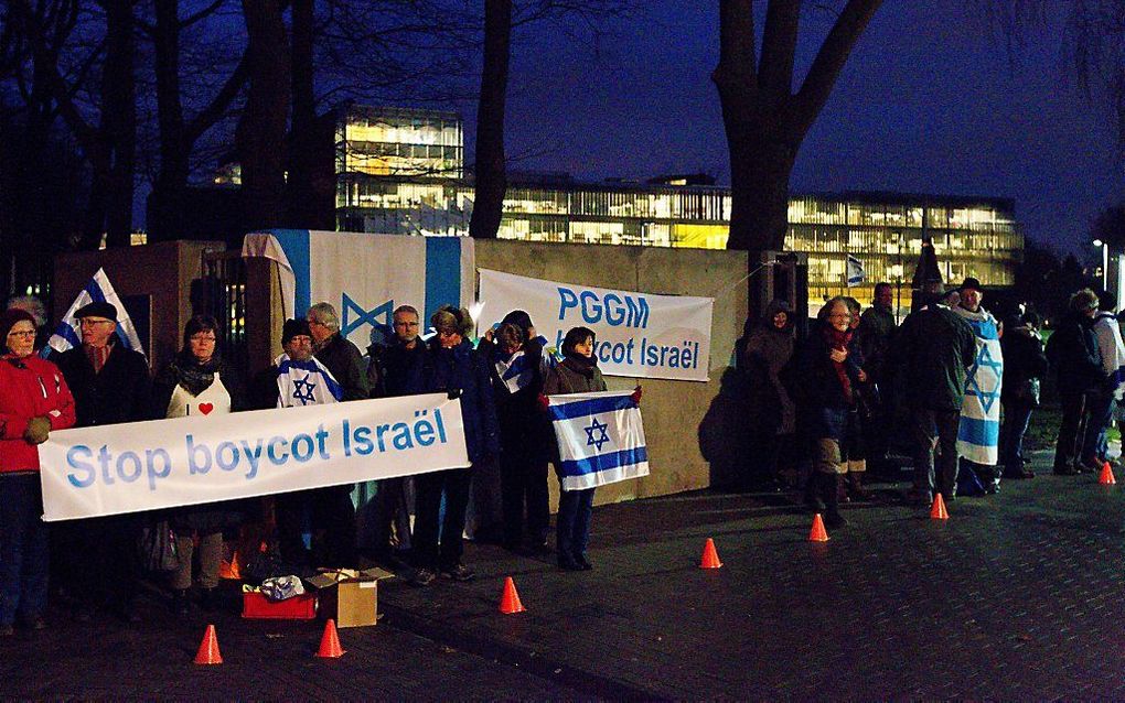 ZEIST. Christenen voor Israël hekelt de boycot van Israëlische bedrijven door pensioenfonds PFZW en uitvoeringsorganisatie PGGM. Ze heeft daarover een brief gestuurd naar De Nederlandsche Bank (DNB), d\e toezichthouder van pensioenfondsen. In januari van 