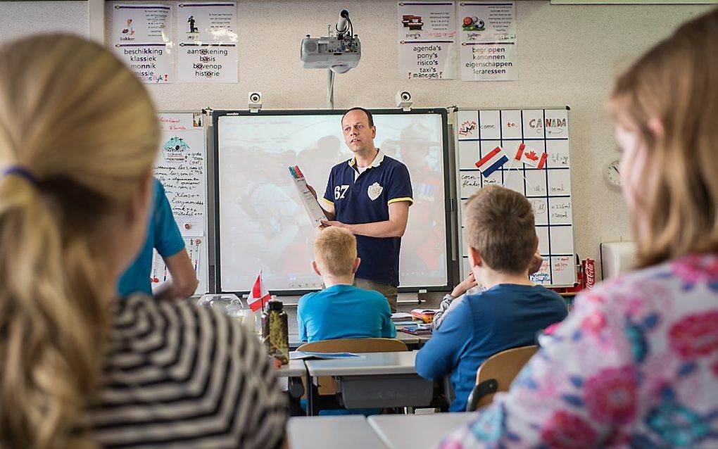 Meer meesters op de basisschool gewenst. foto Niek Stam