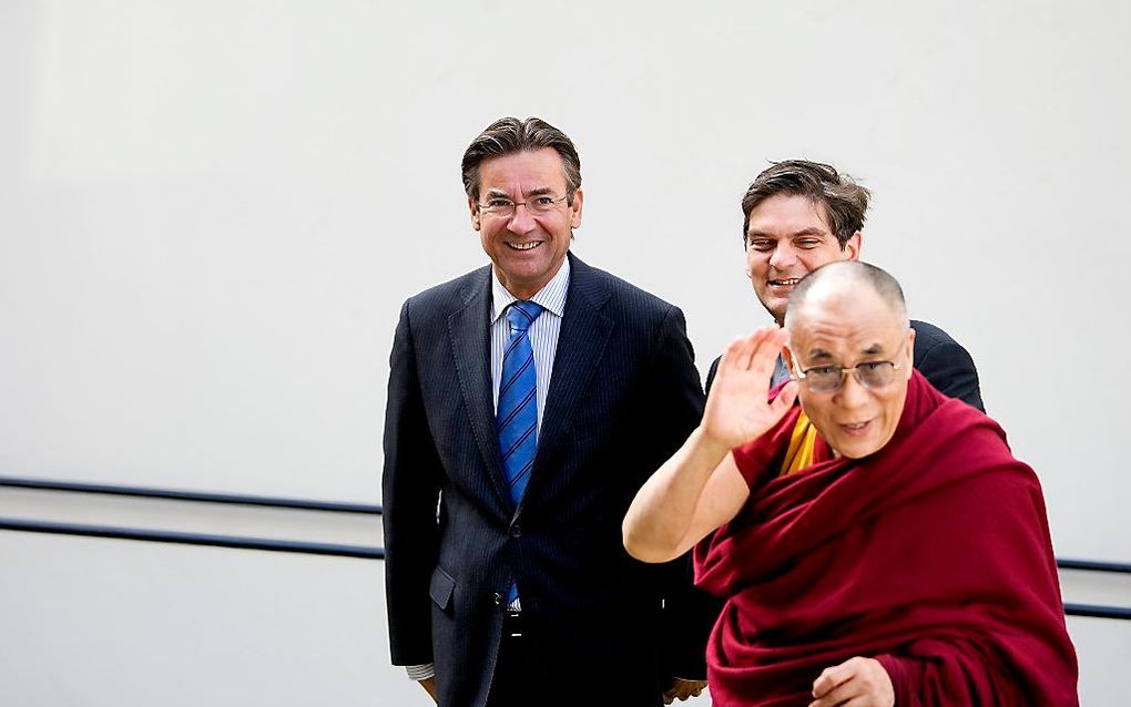 De dalai lama tijdens een vorig bezoek aan Nederland, in 2009. beeld ANP