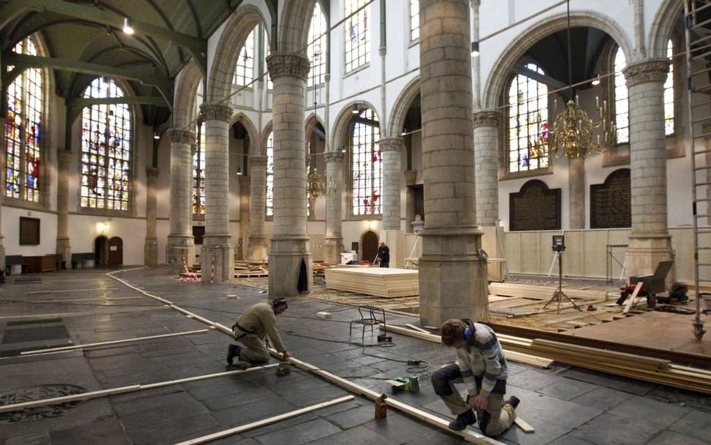 GOUDA. In de Goudse Sint Janskerk zijn begin dit jaar restauratiewerkzaamheden van start gegaan. Tijdens die werkzaamheden zijn in een grafkelder de skeletten gevonden van het gezin van burgemeester Melchior Gerard van Rietvelt die in het jaar 1700 overle