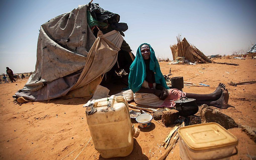 Nederlandse hulpverleners van het Rode Kruis in het door oorlog getroffen Zuid-Sudan proberen samen met tientallen internationale en Zuid-Sudanese collega’s zo veel mogelijk mensenlevens te redden. Maar aan alles is tekort „Dit is de meest genegeerde cris