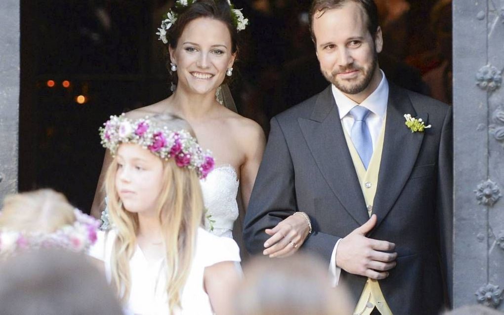 WENEN. Juan Zorreguieta (r.), jongste broer van koningin Máxima, trouwde zaterdag met Andrea Wolf. Prinses Alexia (l.) trad met haar twee zusjes op als bruidsmeisje.  beeld ANP