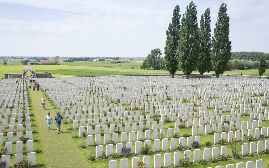 Op het Britse Tyne Cot Cemetry liggen zo’n 12.000 militairen. beeld Niek Stam