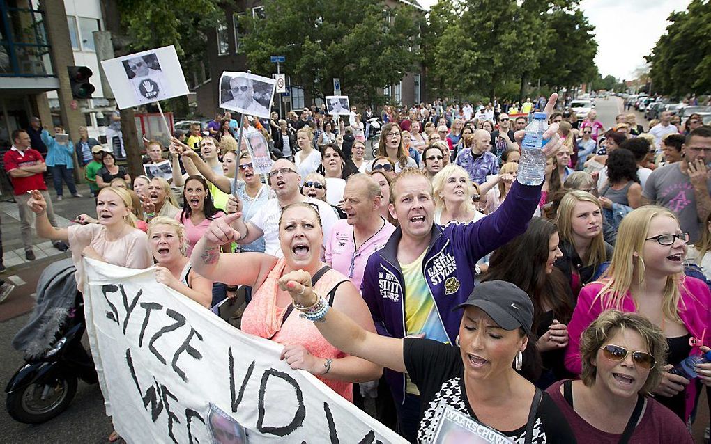 Demonstratie in Amersfoort tegen verblijfplaats Sytze van der V. Foto ANP