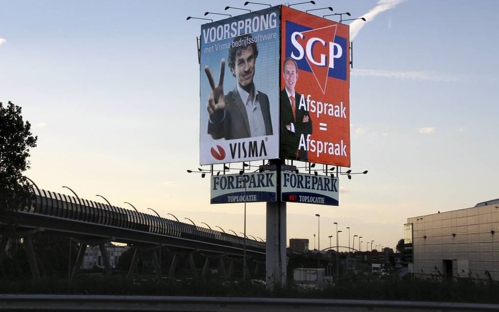 De SGP adverteerde tijdens de verkiezingen met enorme billboards langs de weg. beeld Dirk Hol