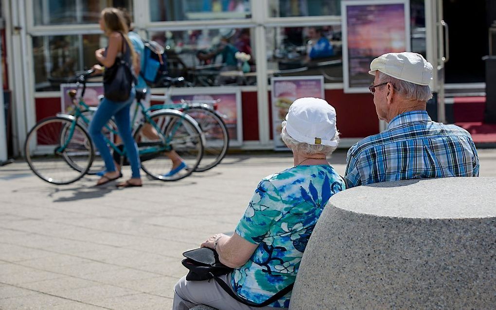 Veel ouderen zijn bang overvallen te worden. Beeld ANP.