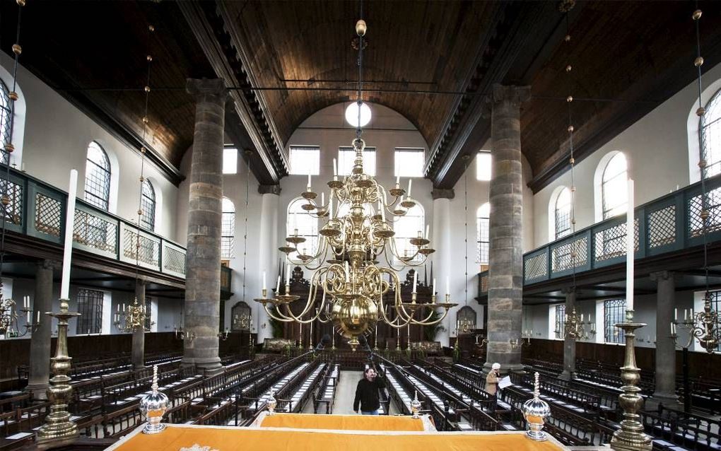 De markante Portugese synagoge in Amsterdam vormt het symbool van de eeuwenlange aanwezigheid van Portugese Joden in Nederland. Ooit was het gebedshuis de grootste synagoge ter wereld. Beeld RD, Henk Visscher