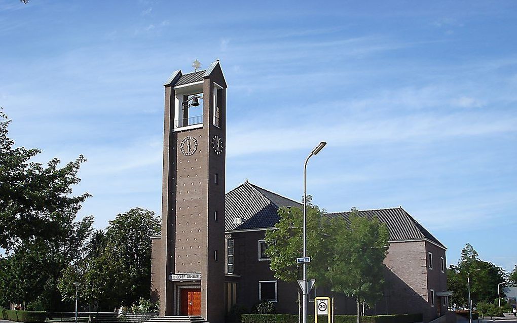 De Jachin Boaz-kerk in Urk. beeld RD