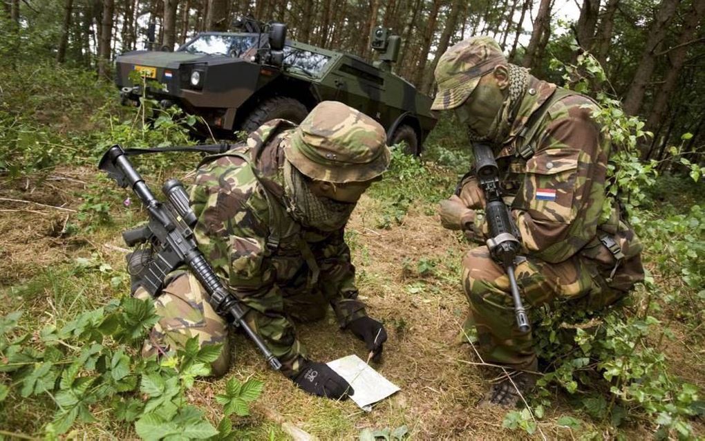 „Het defensiepersoneel wil geen mooie woorden, maar daden. De 100 miljoen euro moet naar het personeel gaan.” beeld Defensie