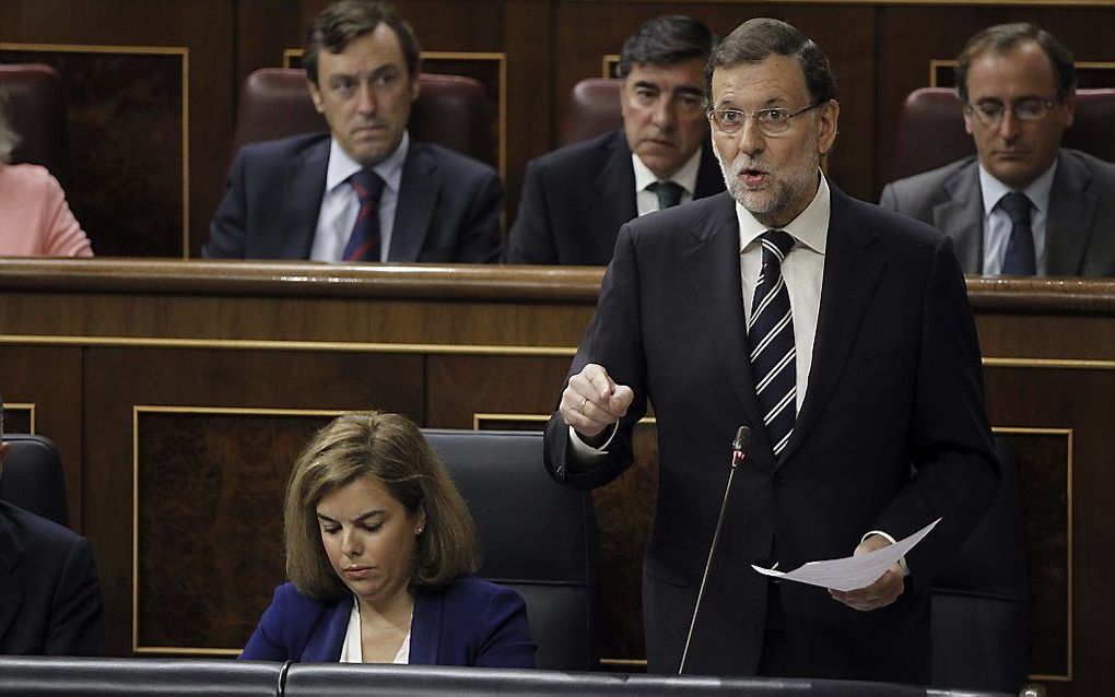 MADRID. De Spaanse premier Mariano Rajoy, maandag  in het Spaanse parlement. beeld EPA