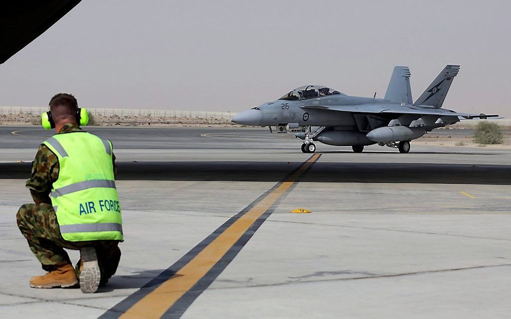 Het Amerikaanse leger heeft weer luchtaanvallen uitgevoerd op IS-doelen in Syrië. Trucks van de terreurbeweging werden gebombardeerd in het oosten van het land. beeld EPA