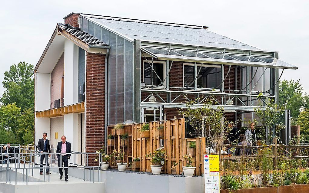 Duurzaam rijtjeshuis op de campus van de TU Delft. beeld ANP